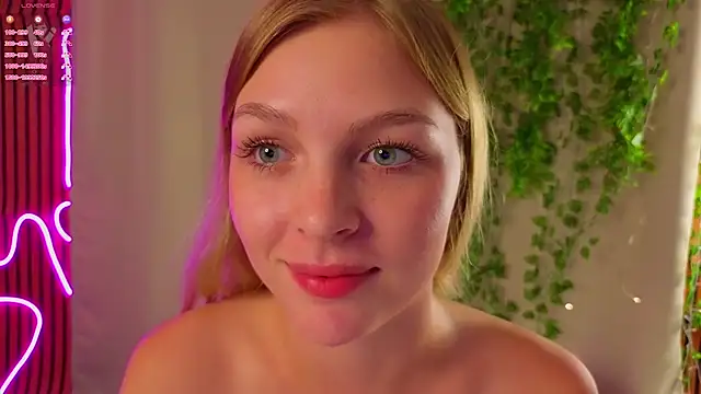 WillaLawrence - 💕Slap ass 6x💕