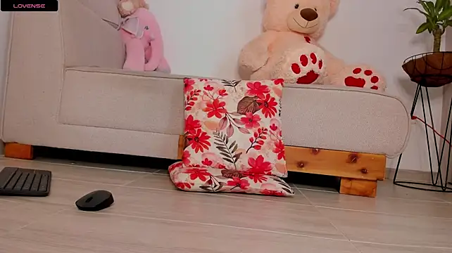 Curly_sweett1 - break my big pussy