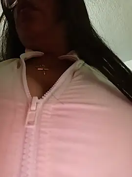 __valentina18 - Playing with dildo and tits