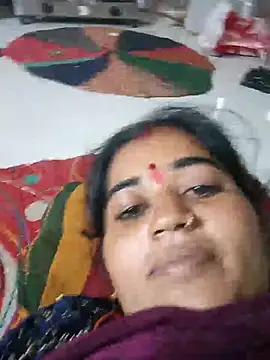 Hot_kamla