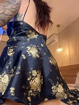 Charlotte_Rossee - lick fingers and tease