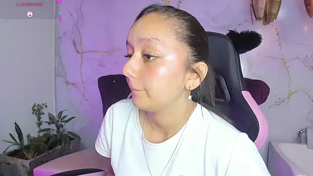 Katy_sweet19 - Oil+massage butt 🍑