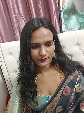 Dipak_kalal_chudai - vibrate pussy by using black vibrator