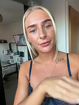 Millymae_ - Naked 5 mins✨🐱