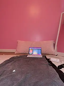 PrettyLilTwinkles - FINGER ASS