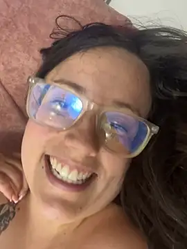 I_Am_BellyRose - get me happy and wet tooo!!