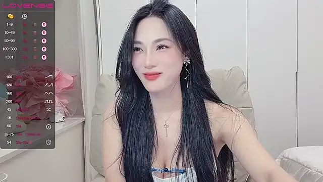 Uuxiaocai - 乳夹诱惑