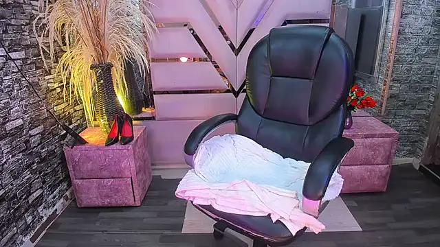 Gerogina_Divaio - SHOW PUSSY 🥵💦😈