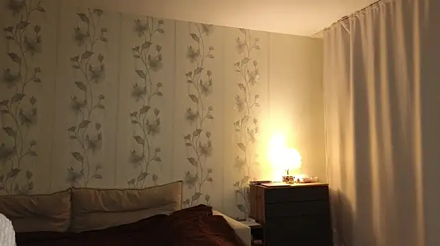 Yennaone - topless and play tits