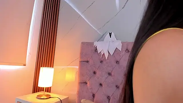 Julianaa_Castro_ - control domi in doggy/ shake that ass