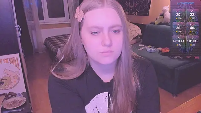 Alice_Dreamgirl_ - Sexy doggy booty tease