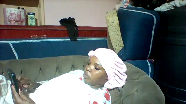 Geminisiren - HI LOVES PLEASE HELP ME HIT MY GOAL