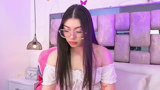Chloe_Thompsonn_ - Sexy dance + streptease