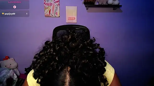 Chleo_rosse - oil my boobs