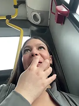 Alyshanon18 - LICK NIPPLES😱