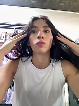 Lunaluxury22 - show asshole + doggy in the store🤫