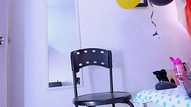 Kendal_hot69_ - Footjob