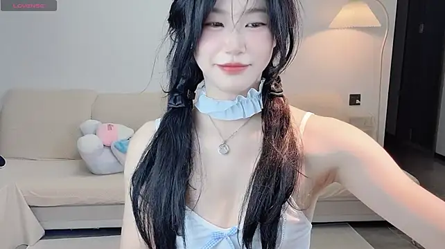 Luminous4173 - 感觉香香的 打PP3下