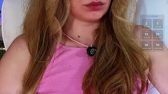 Cute_cake - dildo in pussy