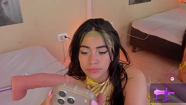 Megan_Thompsonn - provocative dance