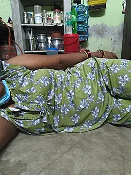 Tamilselviroja- - 😍pussy oil massage 🥰