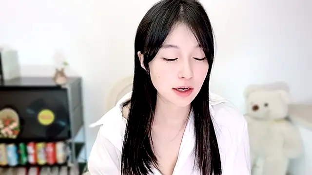 Onechestnut - o((>ω< ))o等一个心软的神~