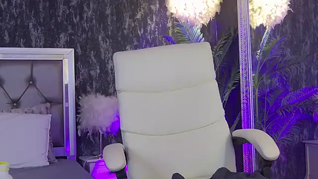 PlayfulElla - spoil me