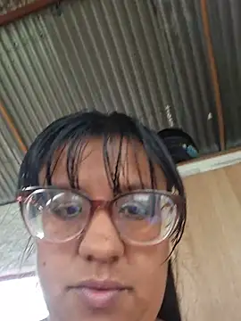 ZaidaWet - squirt in face