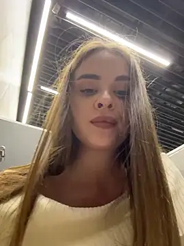 KristiRich - Finger in pussy+spank ass🍑💦