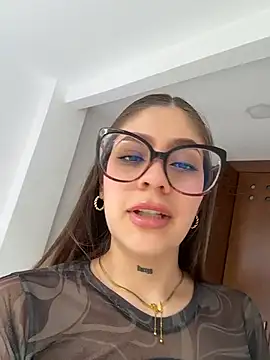ZaraCarterX - I MASTURBATE FAST TILL I SQUIRT