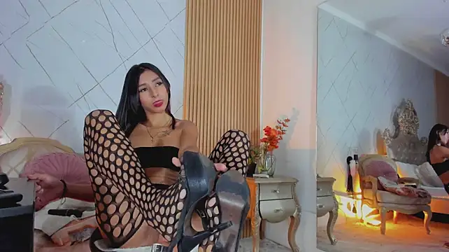 SaraDreamsss - make me ride the dildo