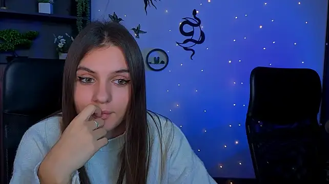 Lisa_dark_ - play tits
