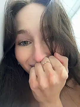 -missbehaving- - panties on side 💕 pinch clit x10