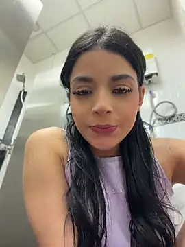 ArieliciousXXX - SQUIRT IN PUBLIC RESTROOM PRINCESS 💦