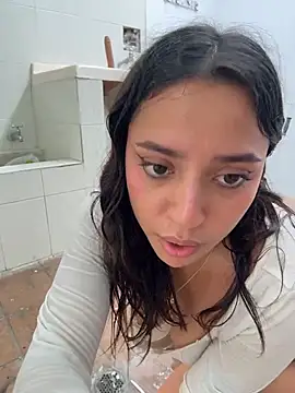 MeggyMae_ - slaps on your tits