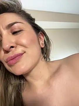 Mariana_gom - Ride your dick