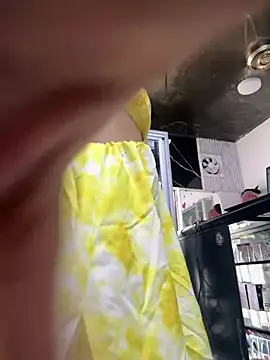 Lunaluxury22 - show pussy + massage in the store 🤫😈