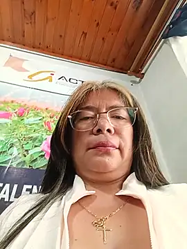 __valentina18 - Choose what you want from the tip menu