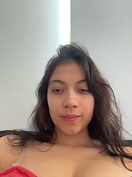 NefertitiXO - Show pussy 🥵🌸