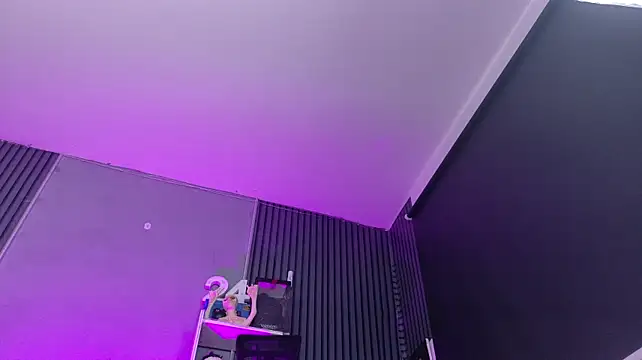 Meganwolf_1 - spit in ur face