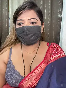 Lovely-Geet - BOOBS OILING😘😘