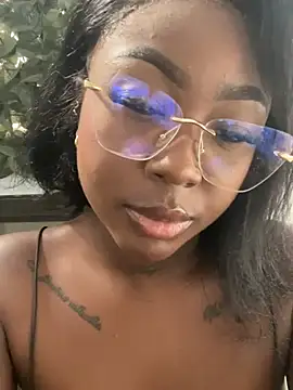 KishaMoore - Fuck me 😈😈 make pussy creamy