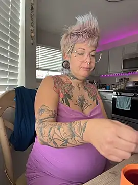 Eva_Monroe- - Milky tit squirts