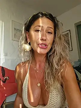 CelynaRoss - Squirt