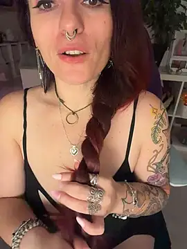 LunaMoongirl - 🔥2 Fingers in pussy🔥
