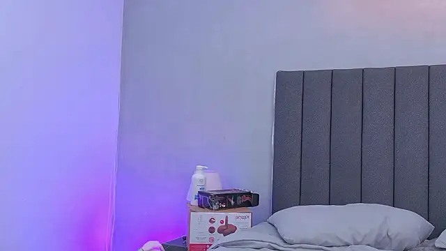 Kendra_london - Show Hot