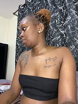 Black_amber_xx - Ride Dildo and squirtzz