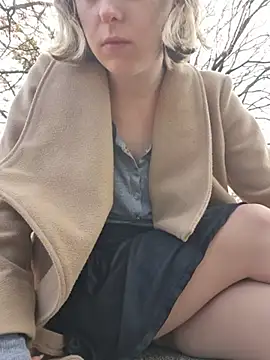 Public_Katrisha - Finger my pussy