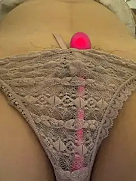 Hara_lusia83 - The girl is sexy, big, and seductive.