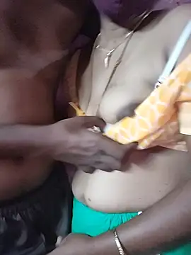 Tamilponnuaslabi - Boobs show with face
